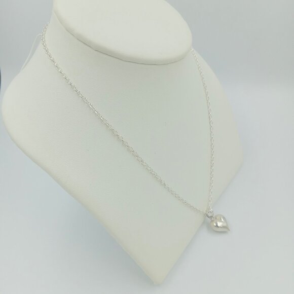 Vintage Puff Heart Charm Necklace - Picture 8 of 12